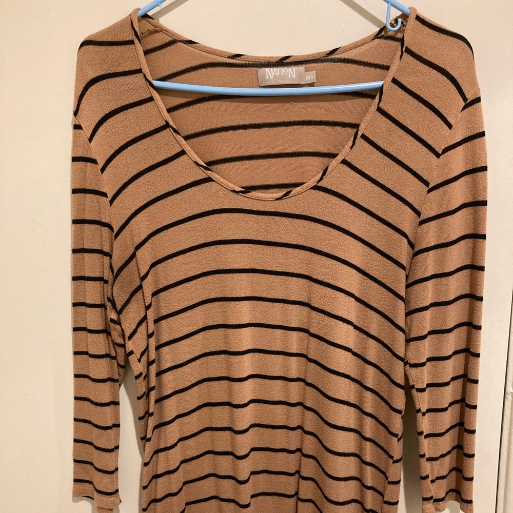 Nation Super cute and comfy top